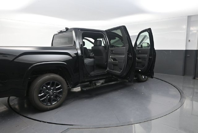 Used 2026 Toyota Tundra Platinum AWD/4WD image 45
