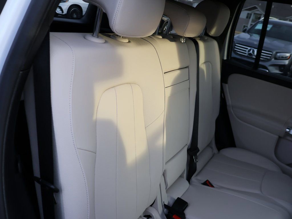 New 2026 Mercedes-Benz GLB 250 4MATIC image 14