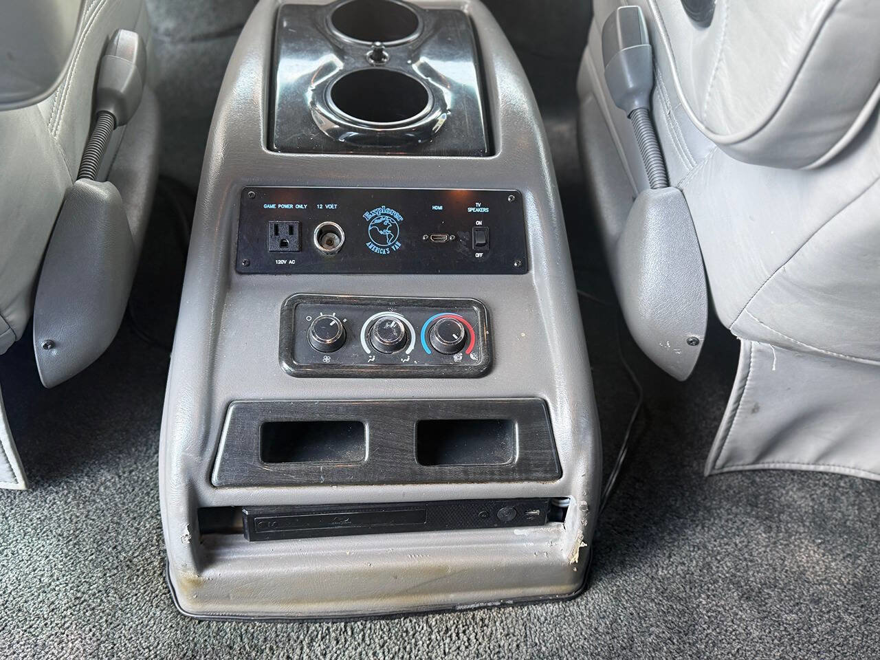 Used 2013 GMC Savana 1500 image 26