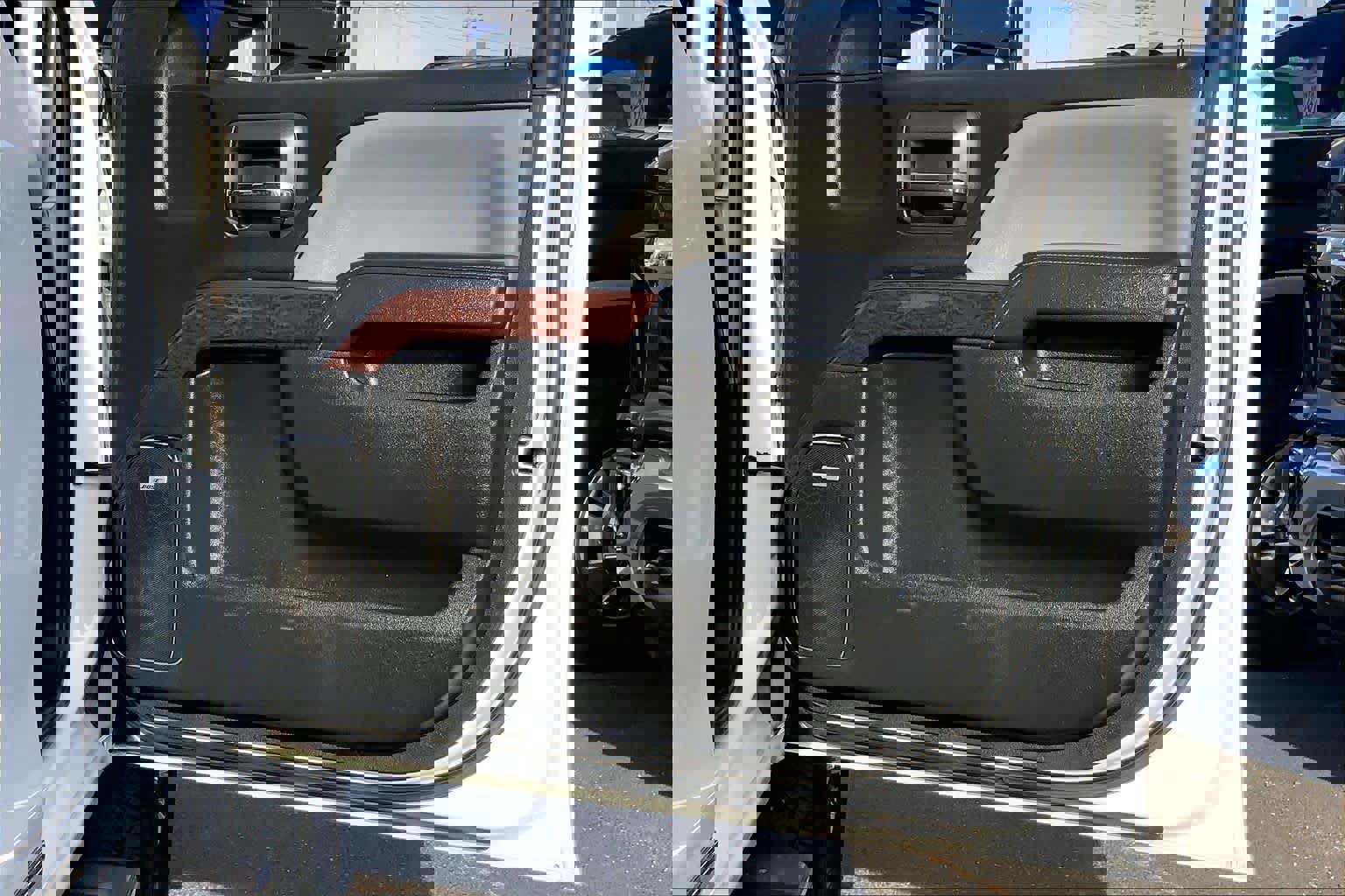 Used 2018 GMC Sierra 3500 SLT w/ Duramax Plus Package image 23