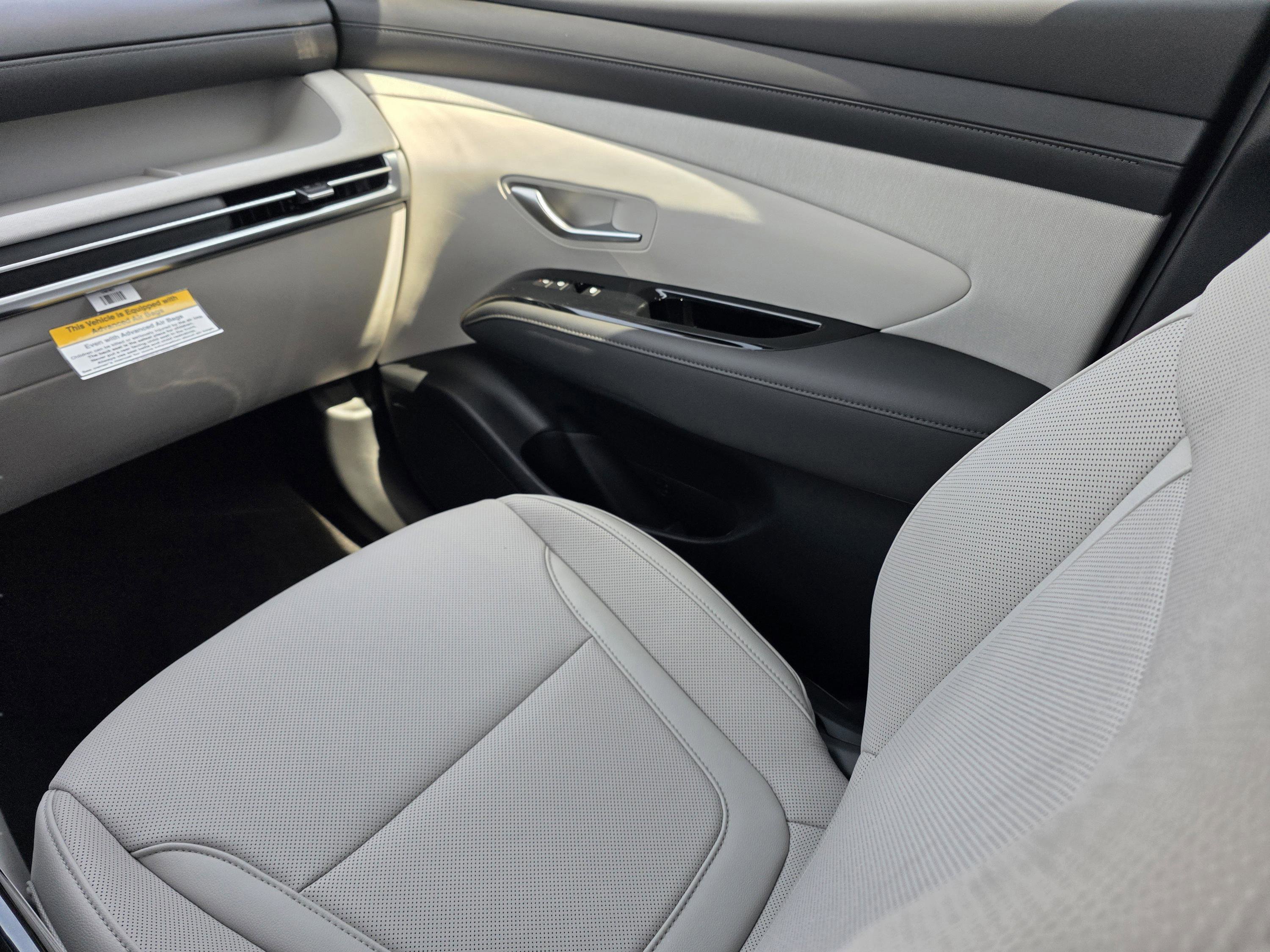 New 2026 Hyundai Tucson Limited image 27