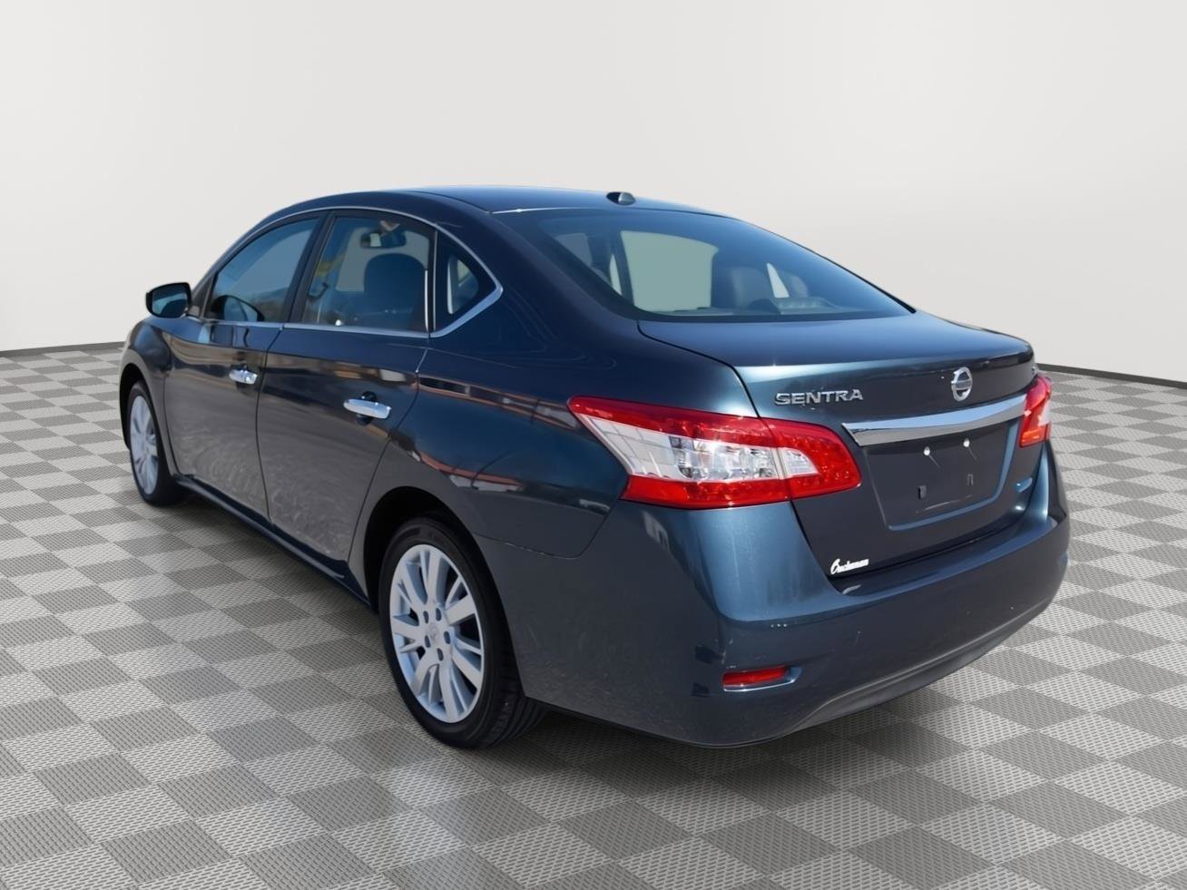 Used 2014 Nissan Sentra SL w/ Premium Package image 7