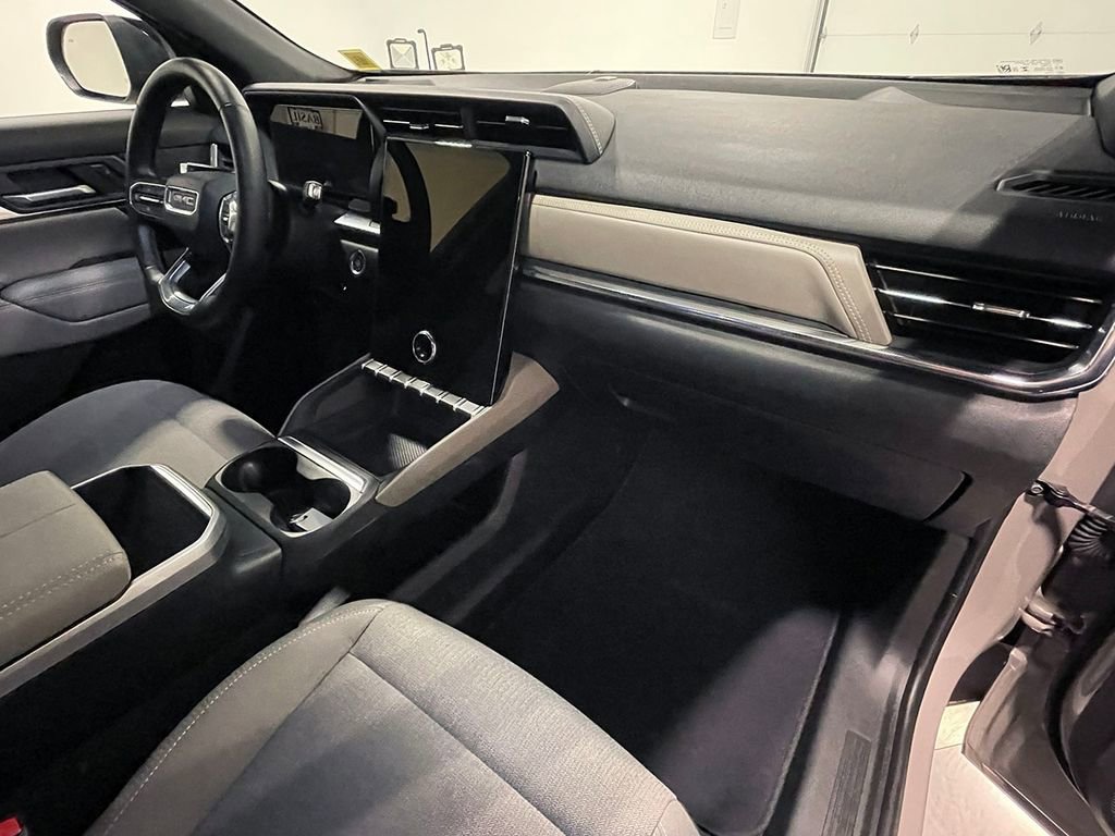 Used 2026 GMC Terrain Elevation image 26