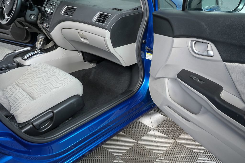 Used 2015 Honda Civic LX image 16