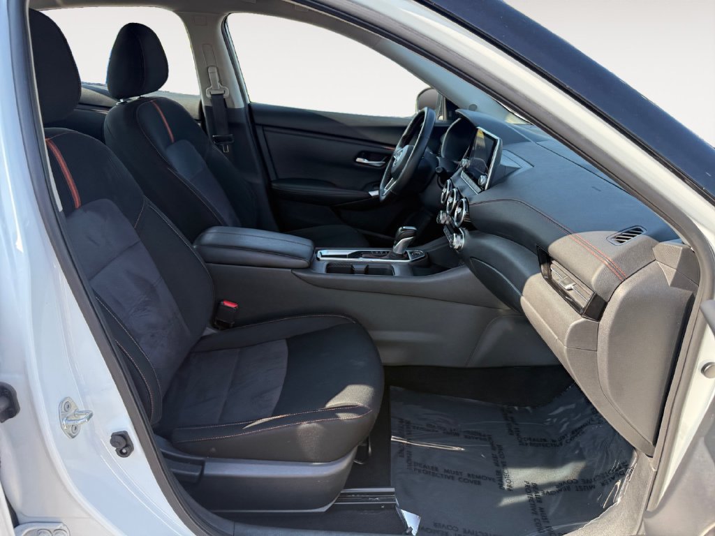 Used 2025 Nissan Sentra SR FWD image 15