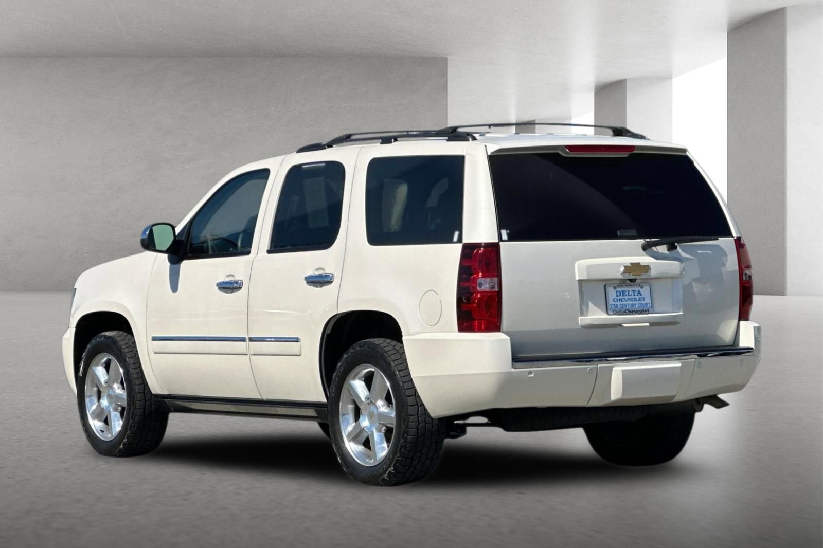 Used 2013 Chevrolet Tahoe LTZ image 6