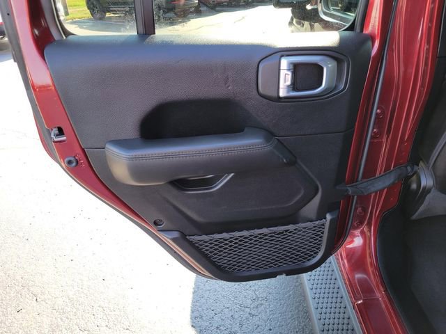 Used 2021 Jeep Wrangler Unlimited Sahara image 12