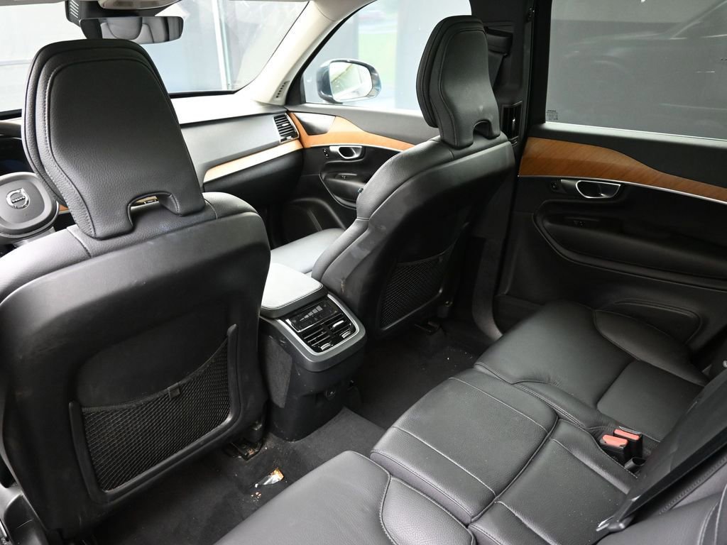 Certified 2024 Volvo XC90 B6 Plus w/ Protection Package Premier image 18