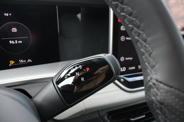 New 2026 Volkswagen Tiguan SE R-Line AWD/4WD image 16