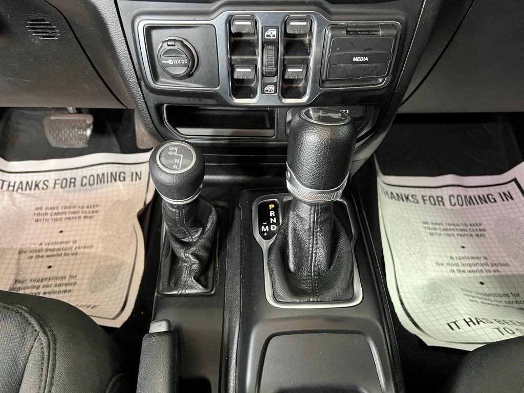 Used 2023 Jeep Wrangler Willys image 11