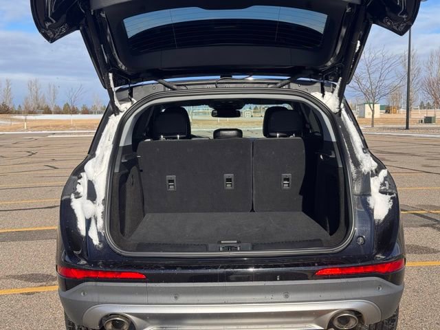 Used 2022 Lincoln Corsair Standard w/ Premium Package image 32