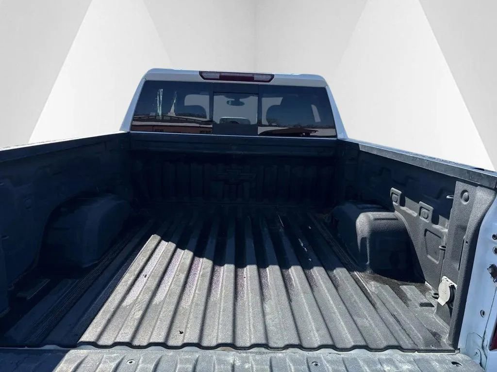 Used 2021 Chevrolet Silverado 1500 LT w/ True North Edition Plus AWD/4WD image 9