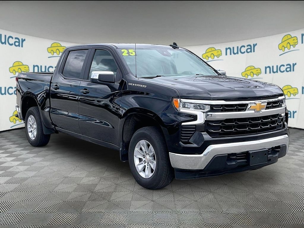 Used 2025 Chevrolet Silverado 1500 LT AWD/4WD image 1