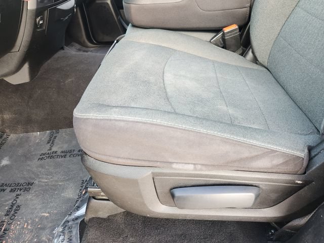 Used 2024 RAM 1500 Warlock RWD image 25