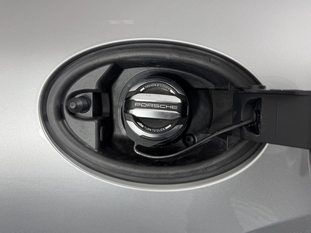 Certified 2025 Porsche 718 Boxster S RWD image 43