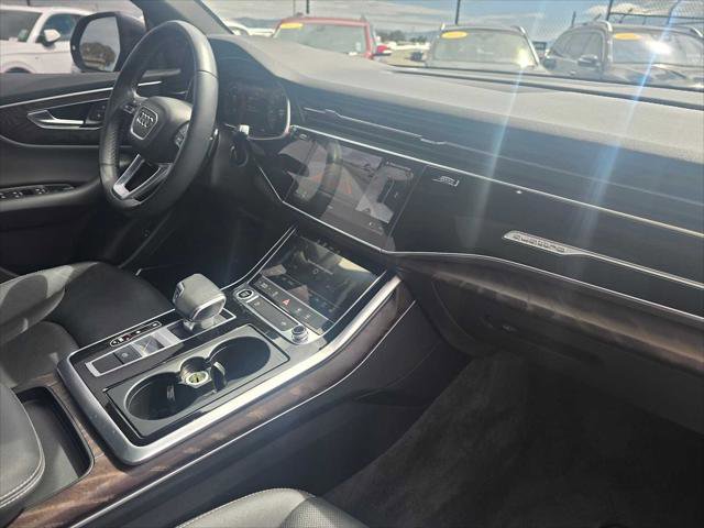Used 2021 Audi Q8 Premium Plus w/ Premium Plus Package AWD/4WD image 12