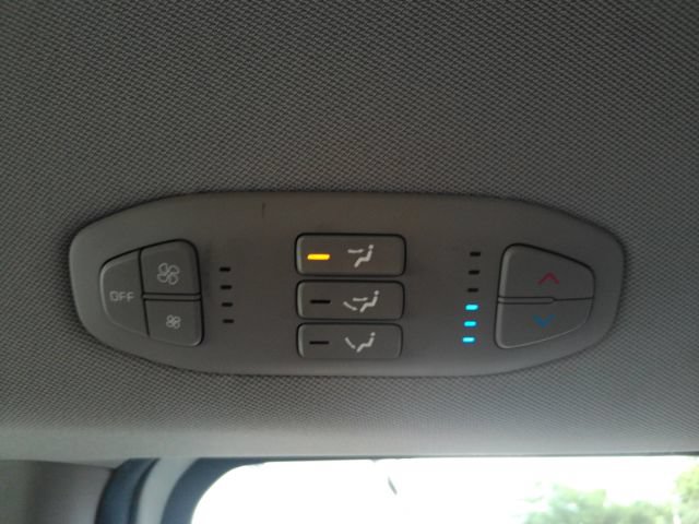Used 2021 Kia Sedona LX FWD image 37