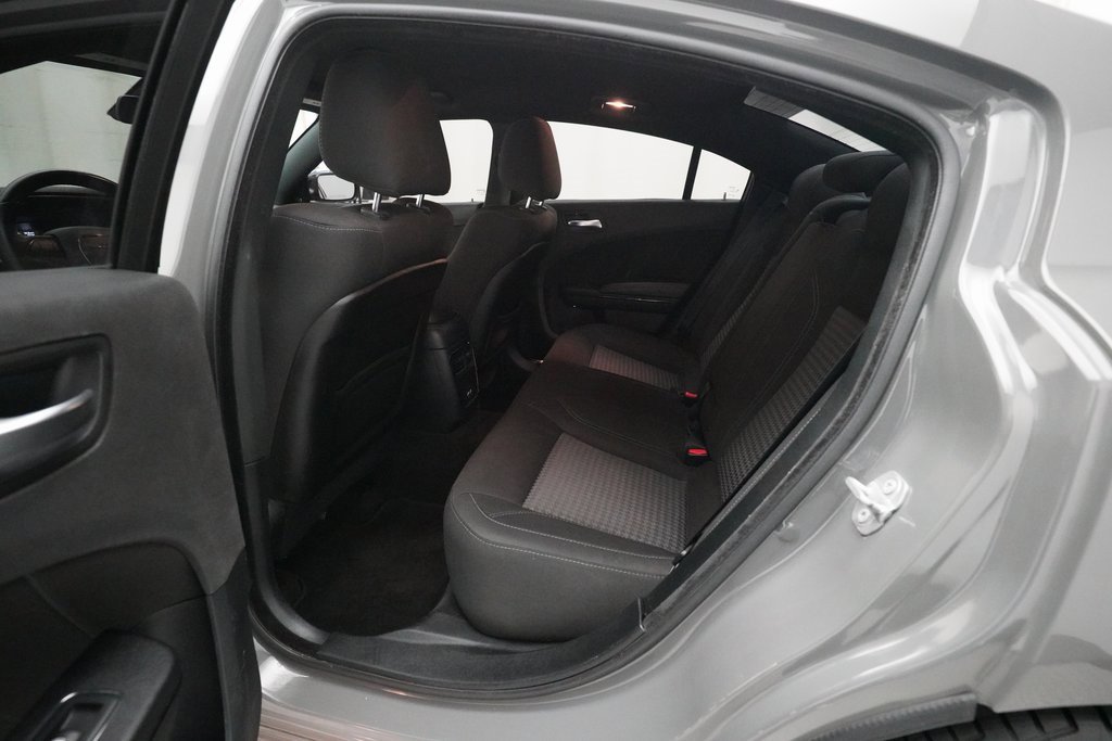 Used 2018 Dodge Charger GT w/ Blacktop Package image 15