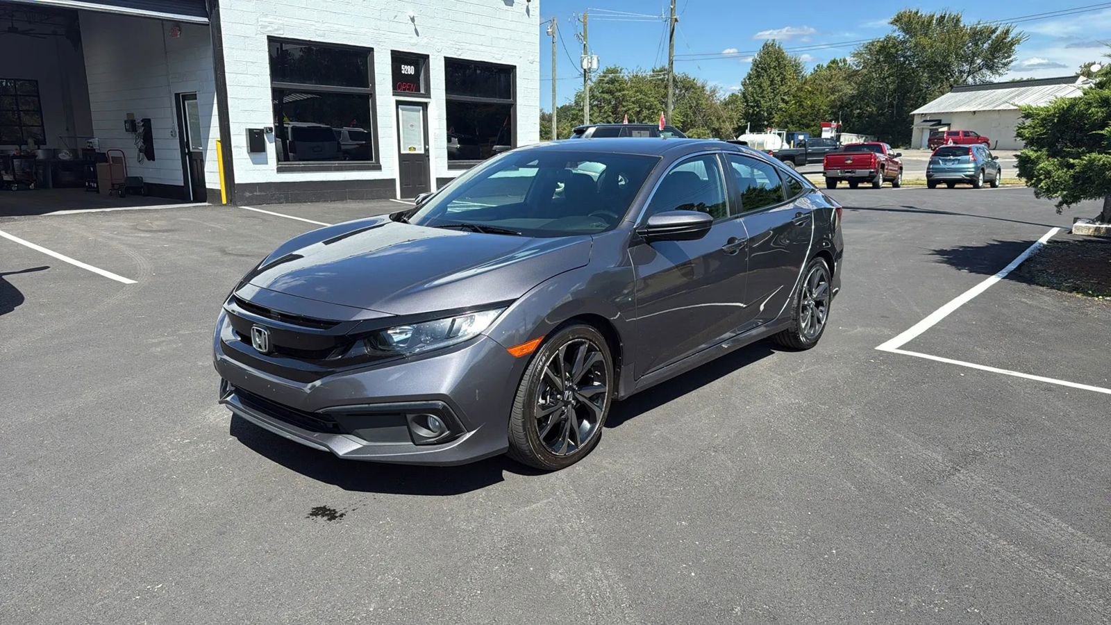 Used 2021 Honda Civic Sport image 3