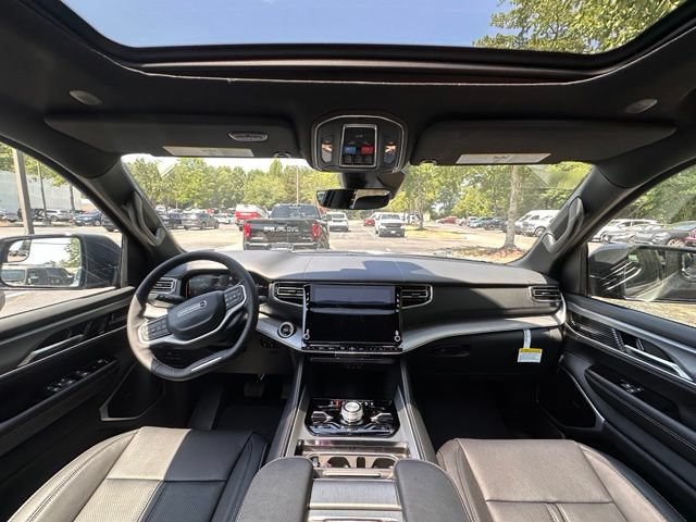 New 2026 Jeep Grand Wagoneer Limited AWD/4WD image 2