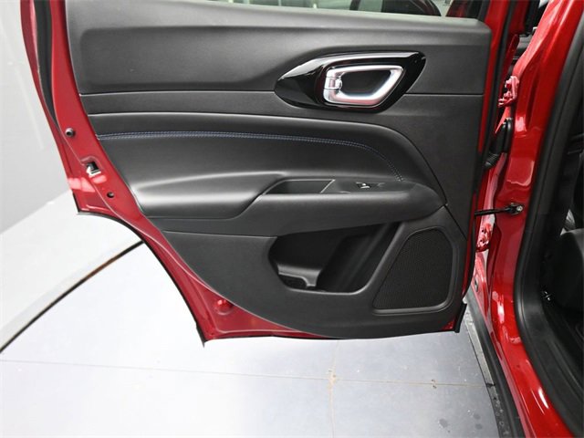 New 2026 Jeep Compass Latitude image 38