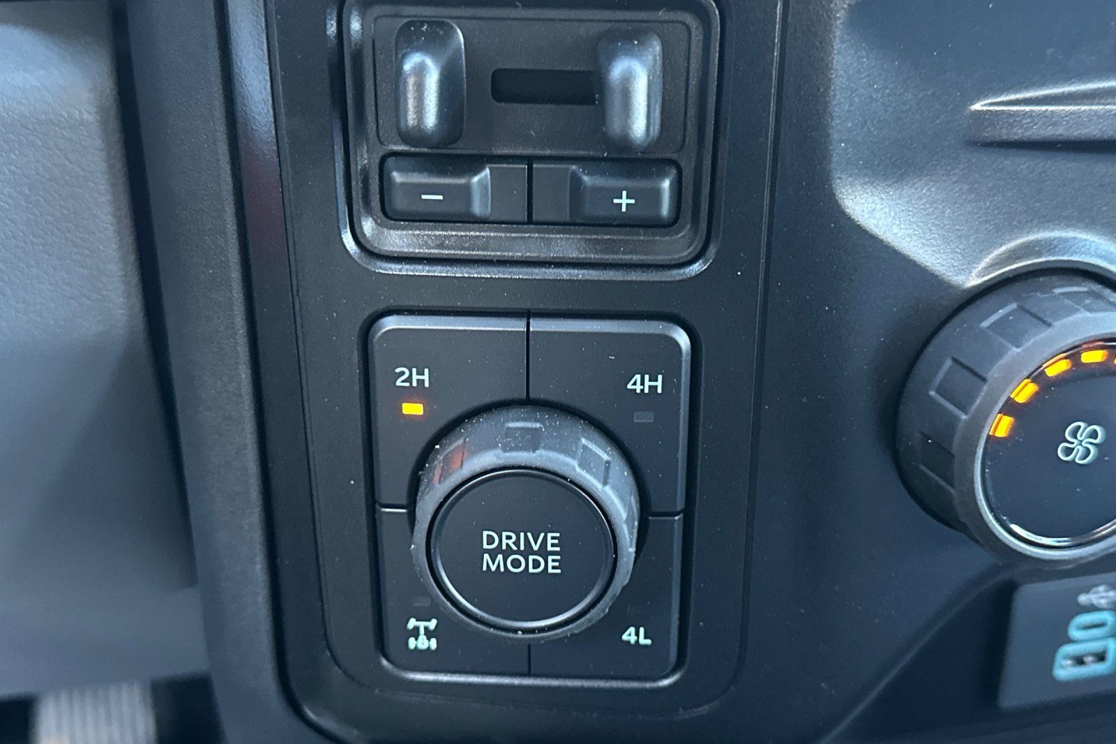 Used 2024 Ford F350 XL image 26