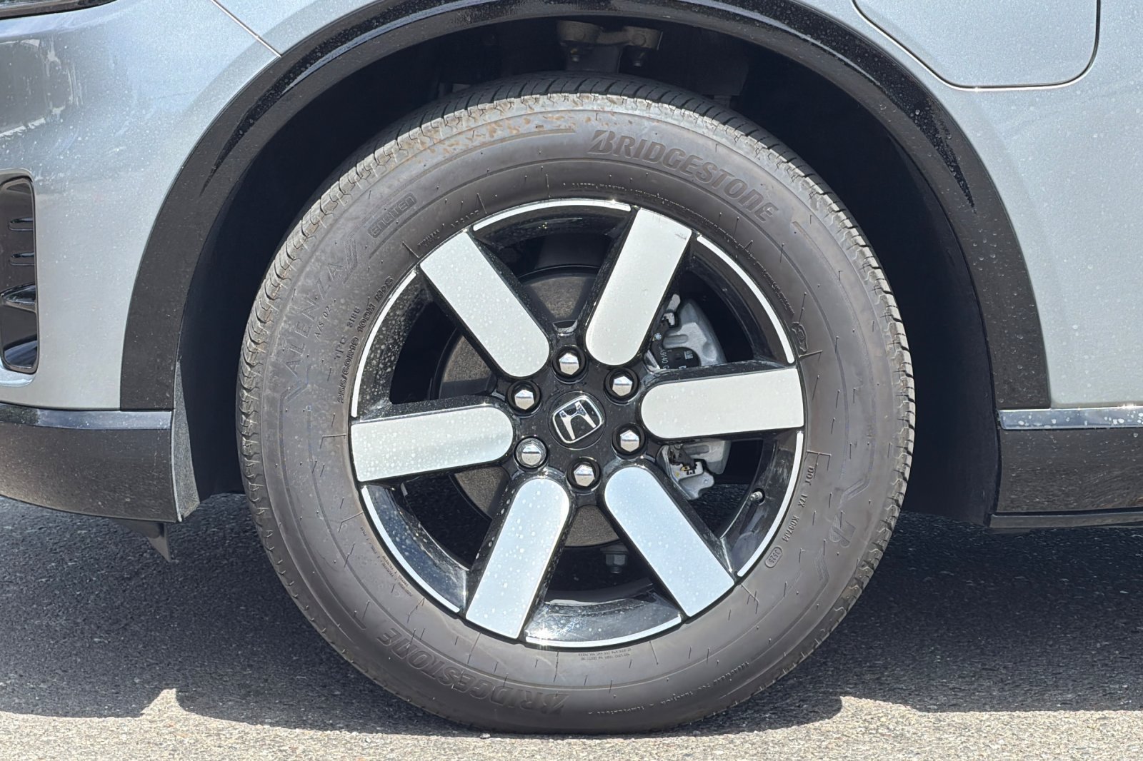 Used 2025 Honda Prologue Touring image 25