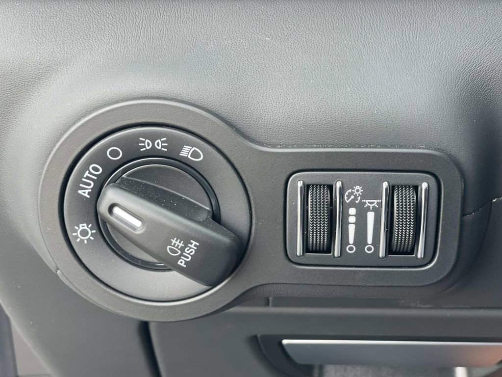 New 2024 Maserati Ghibli Modena Ultima Q4 image 18