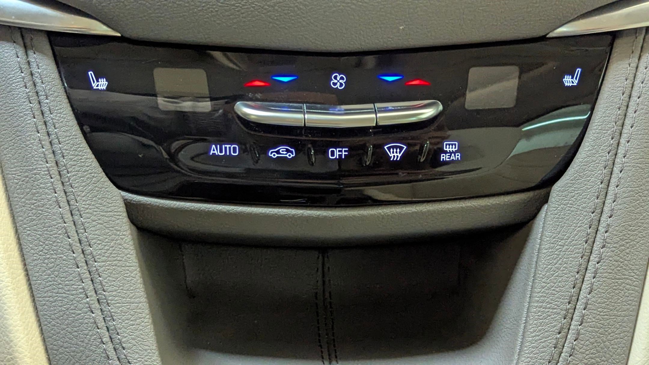 Certified 2023 Cadillac XT5 Premium Luxury image 25