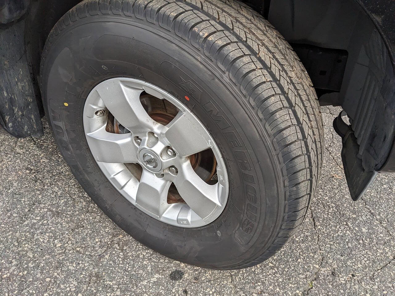 Used 2012 Nissan Frontier SV image 13