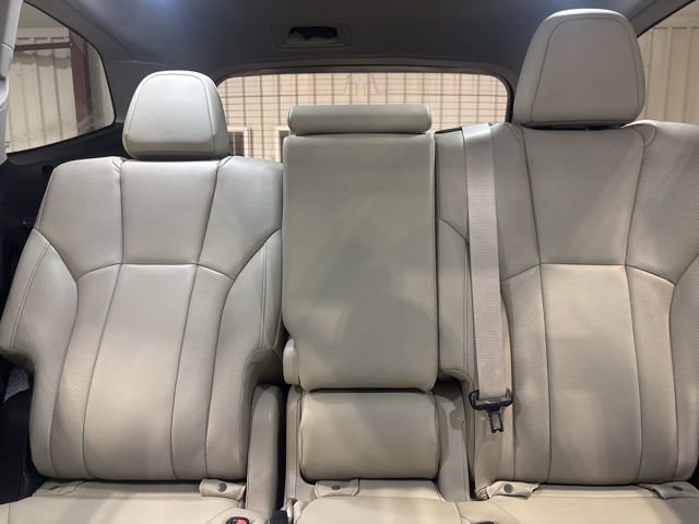 Used 2023 Subaru Ascent Limited w/ Technology Package image 26