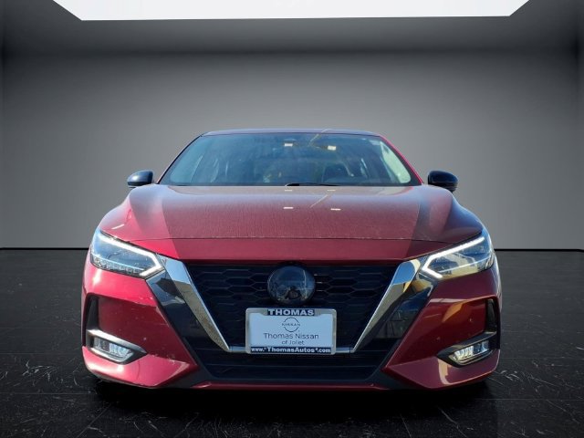 Used 2021 Nissan Sentra SR w/ SR Premium Package FWD image 2