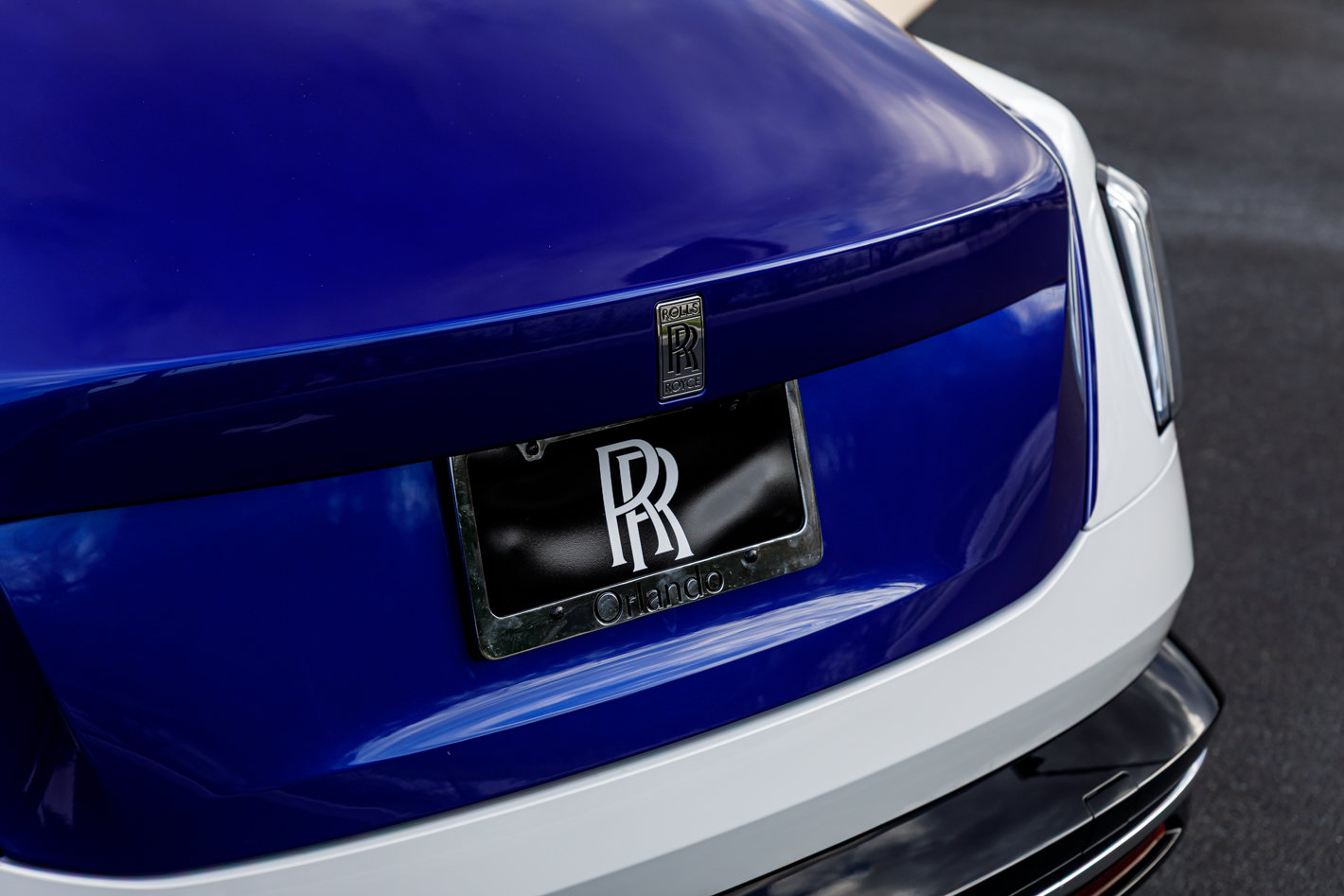 Used 2024 Rolls-Royce Spectre w/ Spectre Launch Package AWD/4WD image 17