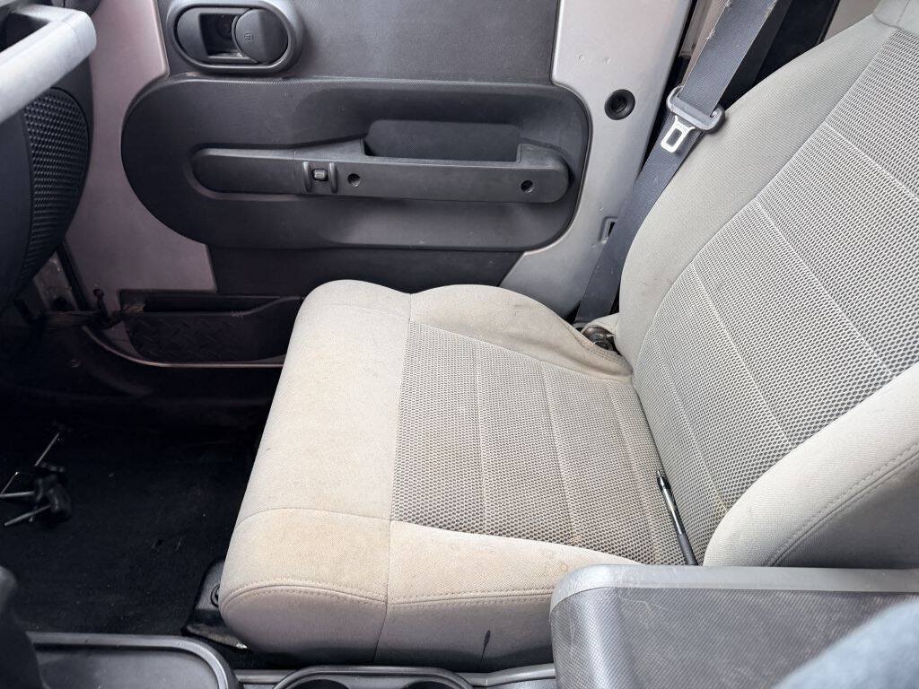 Used 2008 Jeep Wrangler Sahara w/ PWR Convenience Group AWD/4WD image 9