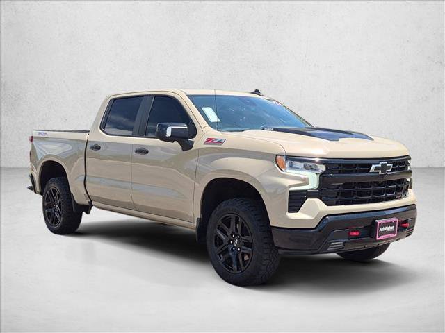 Used 2022 Chevrolet Silverado 1500 LT Trail Boss w/ LT Trail Boss Premium Package AWD/4WD image 3