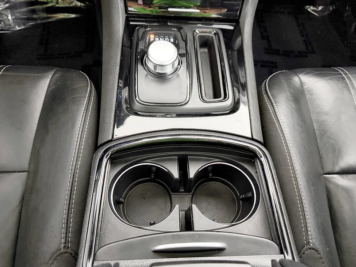 Used 2023 Chrysler 300 S RWD image 59