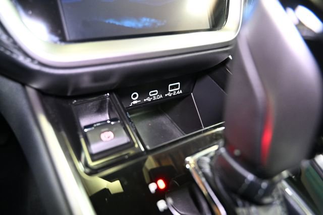 Used 2024 Subaru Outback Touring image 31