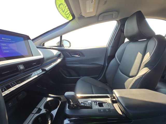 Used 2025 Toyota Prius XLE image 11