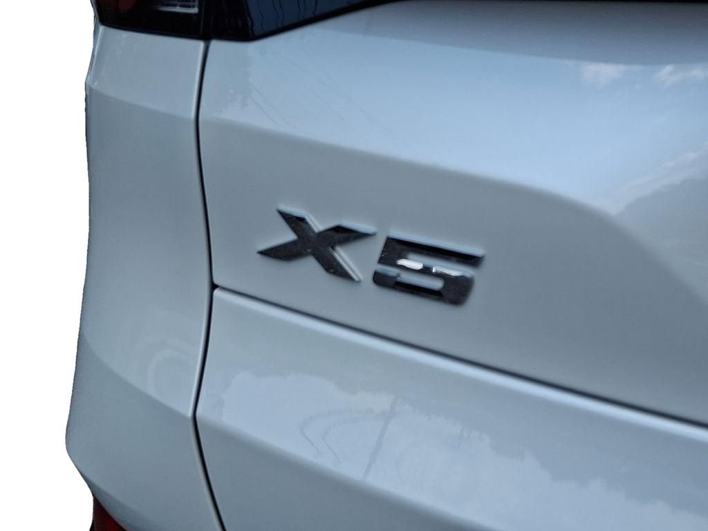 Used 2025 BMW X5 xDrive50e w/ Climate Comfort Package image 30