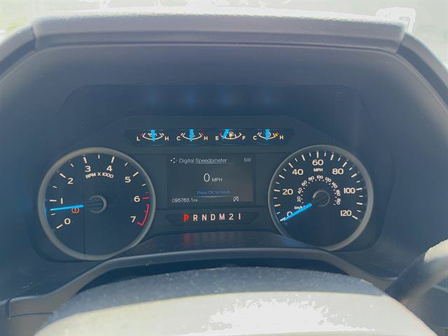 Used 2015 Ford F150 XLT w/ Equipment Group 302A Luxury AWD/4WD image 6