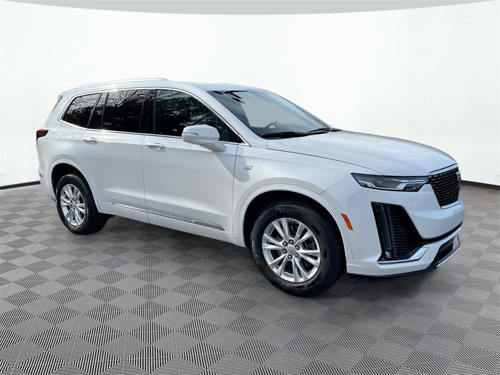 Certified 2024 Cadillac XT6 Luxury w/ LPO, Floor Liner Package image 1