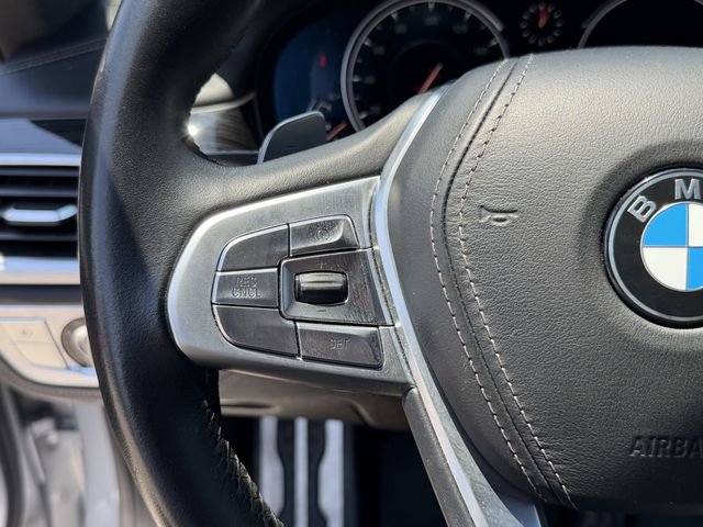 Used 2019 BMW 740i w/ Executive Package RWD image 20