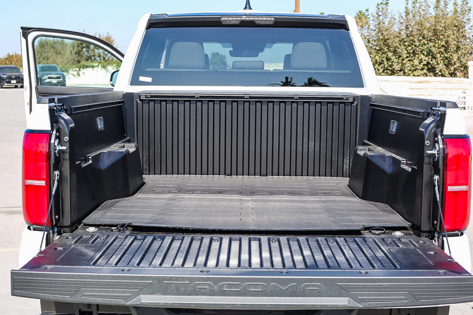 New 2026 Toyota Tacoma SR5 AWD/4WD image 12