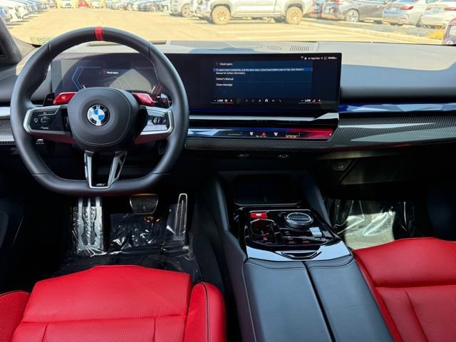 Used 2025 BMW M5 w/ Executive Package image 29