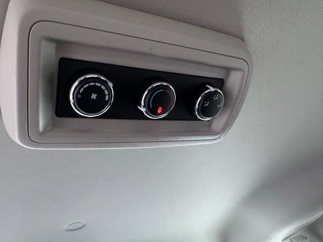 Used 2019 Dodge Grand Caravan SE w/ UConnect Hands-Free Group image 8