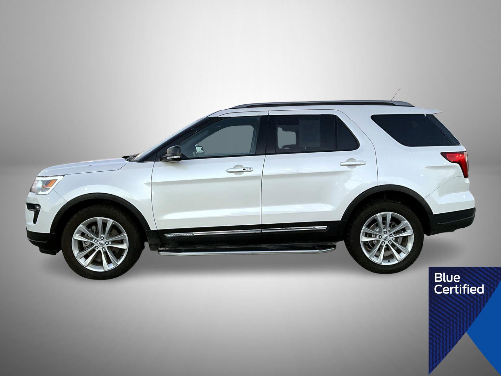 Certified 2018 Ford Explorer XLT w/ Equipment Group 202A AWD/4WD image 8