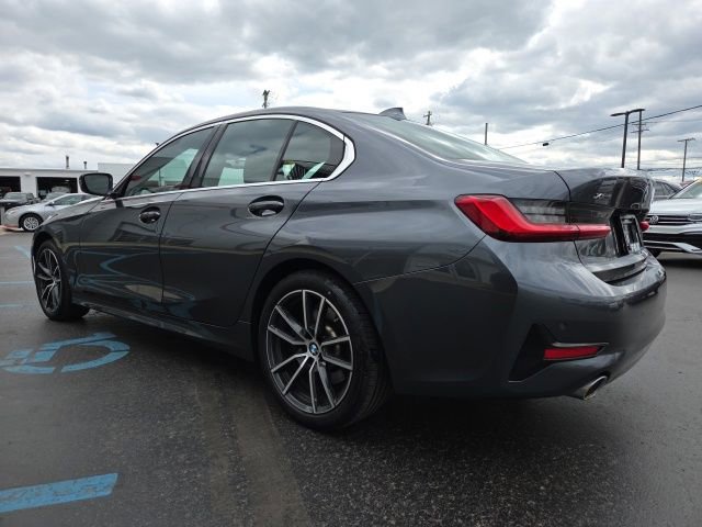 Used 2020 BMW 330i xDrive Sedan w/ Premium Package AWD/4WD image 5