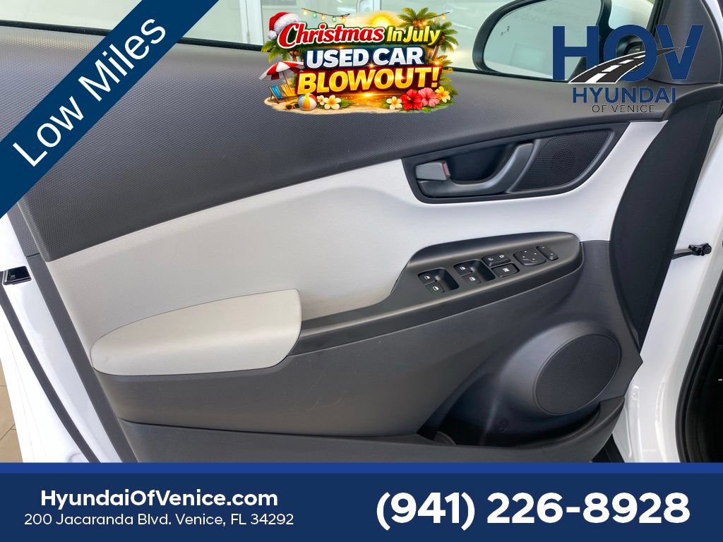 Certified 2023 Hyundai Kona SEL w/ Cargo Package AWD/4WD image 40