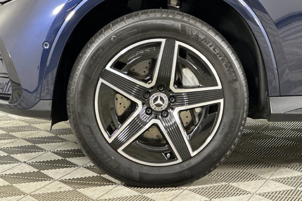 Used 2023 Mercedes-Benz GLC 300 4MATIC image 35