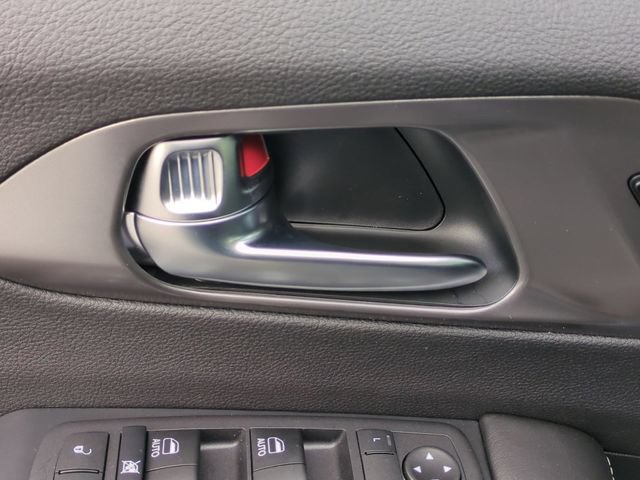 New 2026 Chrysler Pacifica Select FWD image 26